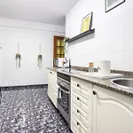 Llaneza 51 Espacioso Playa Y Centro A Pie アパート